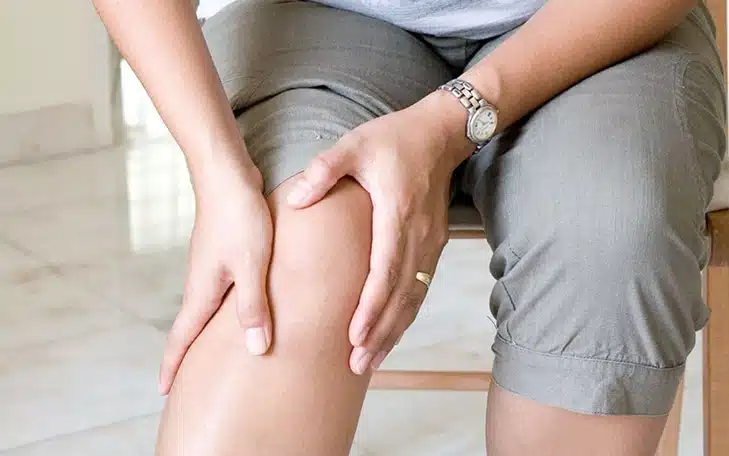 هل يمكن الشفاء من خشونة الركبة؟