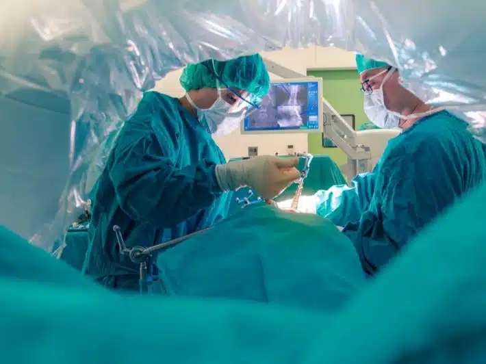 متى يحتاج المريض إلى عملية المنظار؟