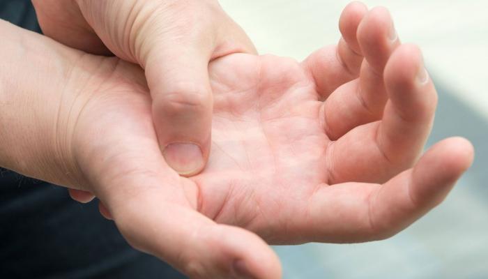ما هو علاج التهاب مفاصل الاصابع؟