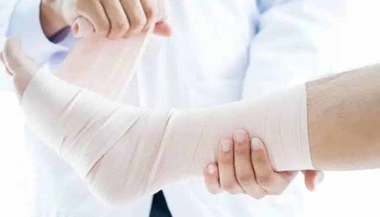 أهم الحالات المرضية التي تستدعي التواصل مع دكتور أربطة