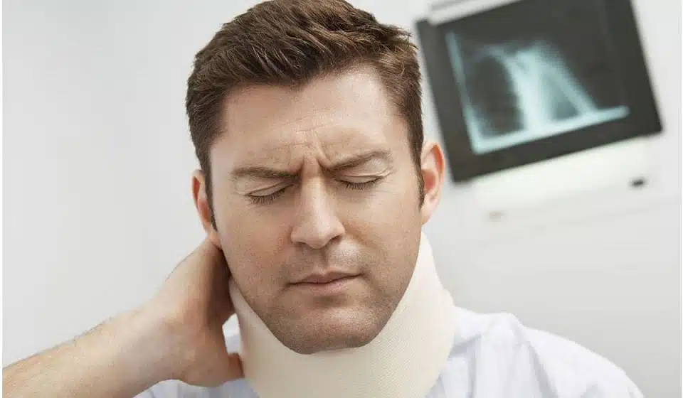 What Are the Risks of Medical Neck Collars, and Can You Recover from Neck Disc?