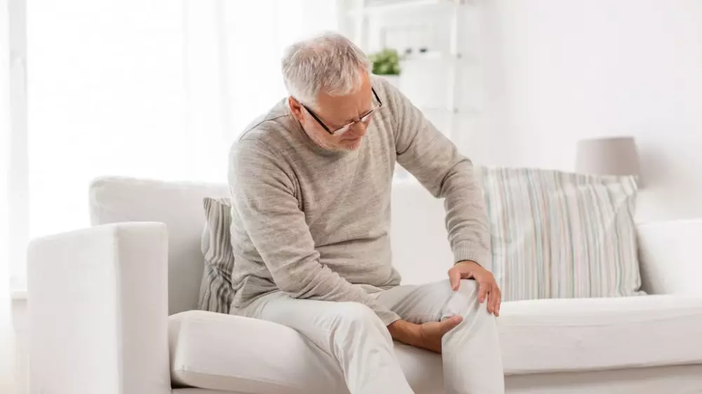 علاج الركبة: تعرف على الاعشاب المفيده للركبة وأفضل دكتور عظام!