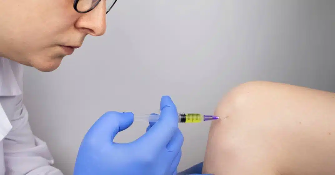 أسباب الحاجة لحـقن الركبة بالخلايا الجذعية