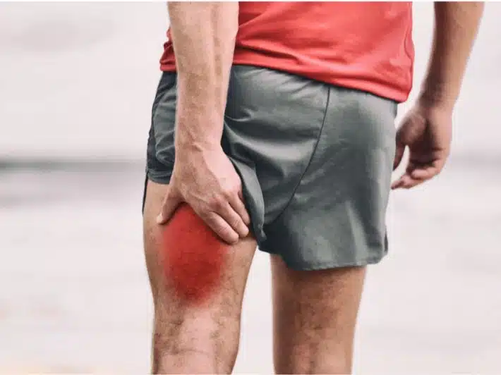 كيف يتم تشخيص شد العضلات خلف الركبة؟