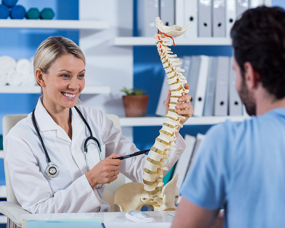 ماذا يعالج طبيب العظام والمفاصل؟