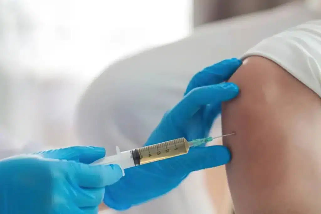 حقن مفصل الركبة